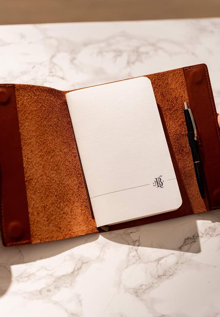 Leather notebook cover, refillable, moleskine cover, a5 40-sheet