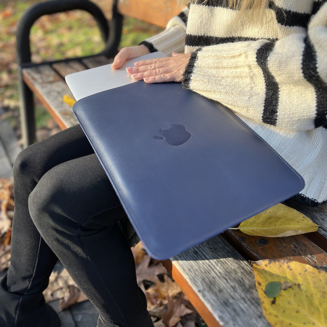 Leather Case for Macbook Air 13 / Pro 13 Macbook Air 15.3 / 14 Pro Glossy Blue