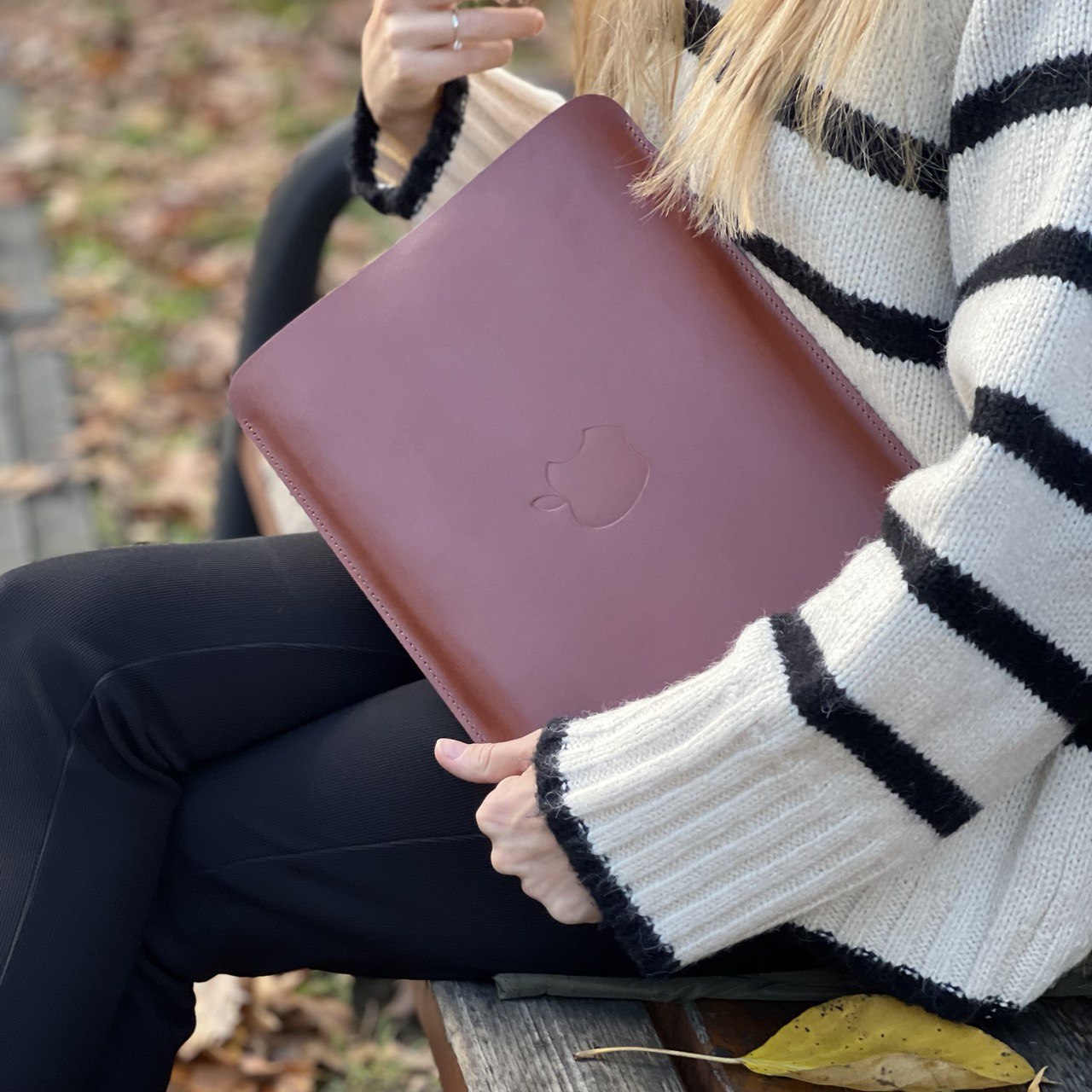 Leather Case for Macbook Air 13 / Pro 13 Macbook Air 15.3 / 14 Pro Glossy RED