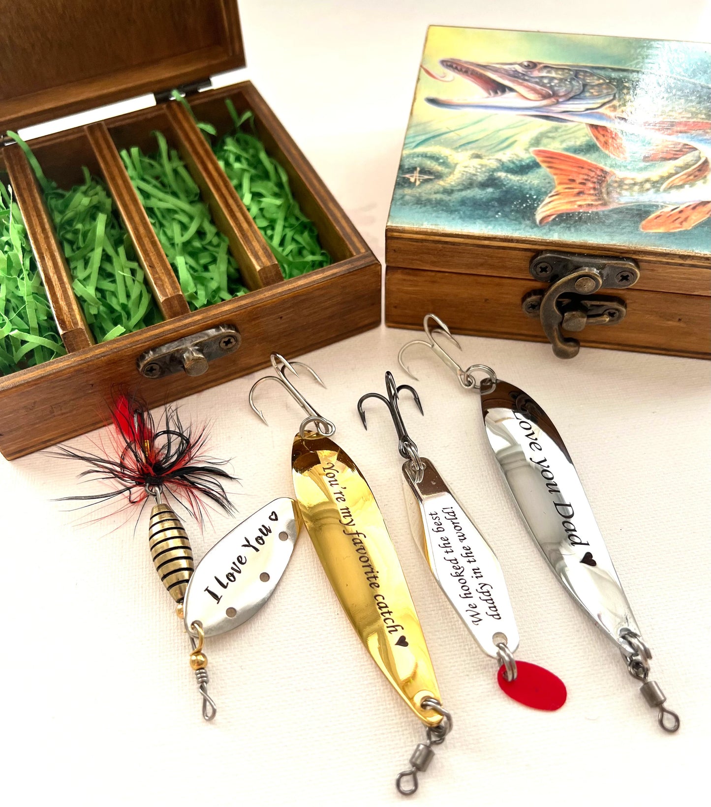 Handmade Fishing Gift  Box with Personalized 4 lures