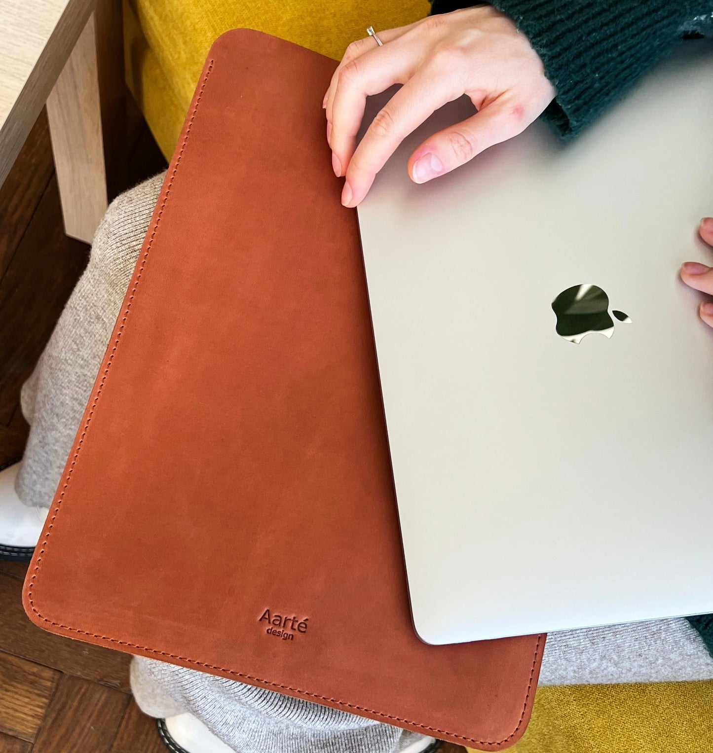 leather case for macbook