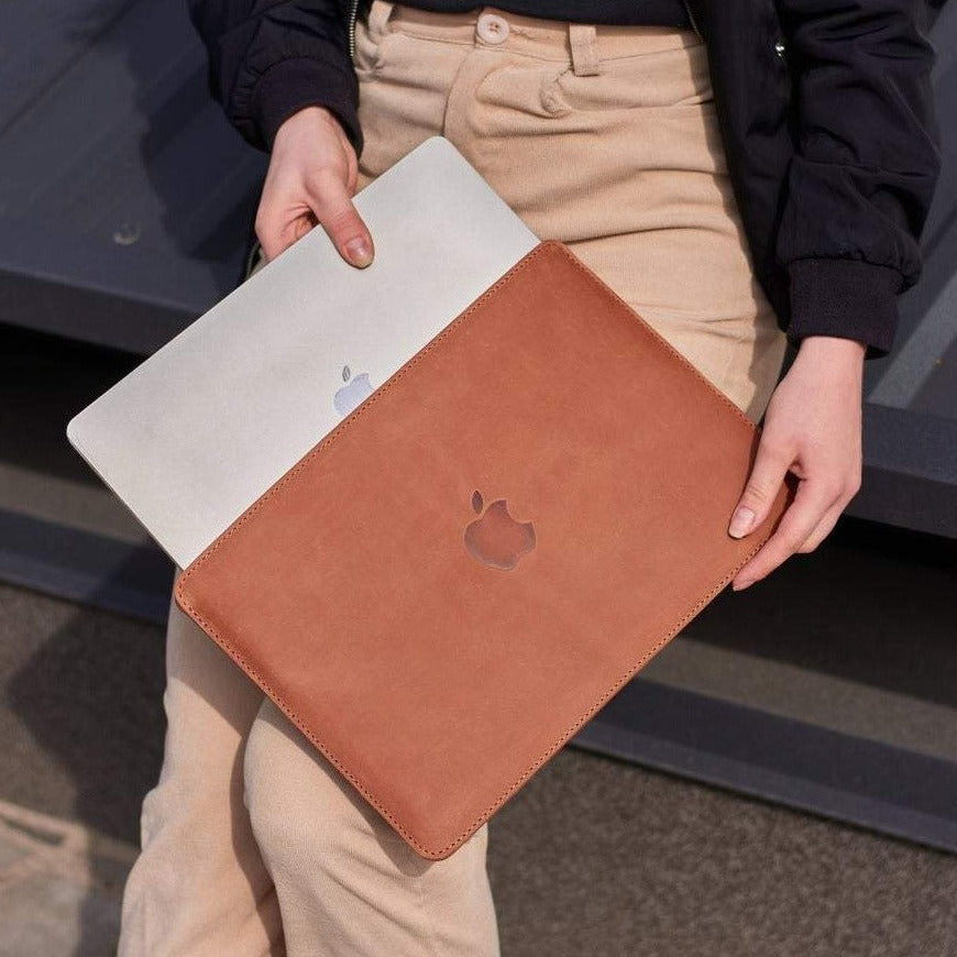 Leather MacBook Pro/Air sleeve, case | Classic Brown