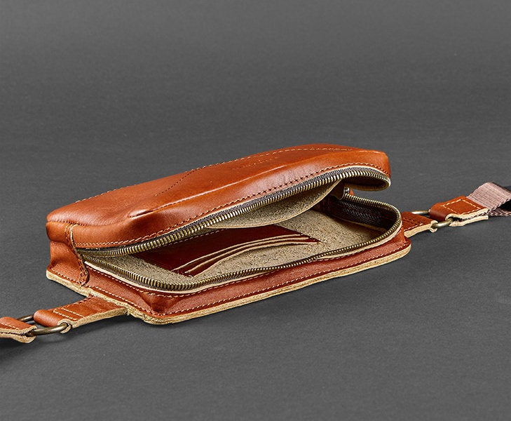 Supple, shiny tumbled leather belt bag | EMPORIO ARMANI Man